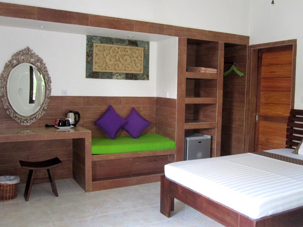 Galang Kangin Bungalows Amed Habitación foto