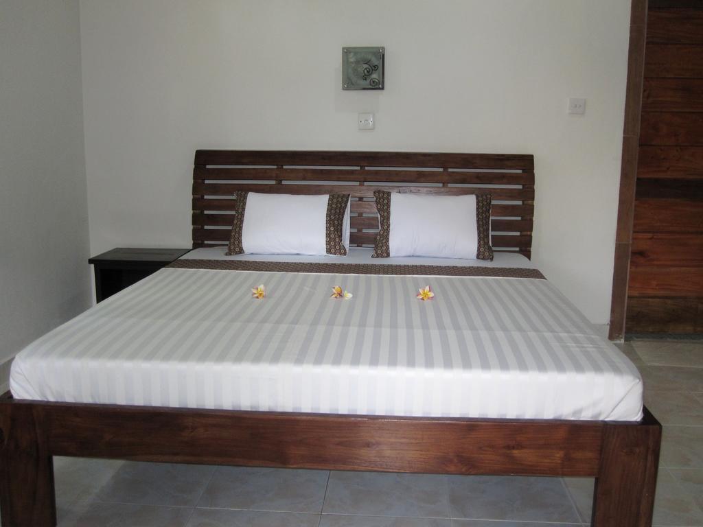 Galang Kangin Bungalows Amed Habitación foto